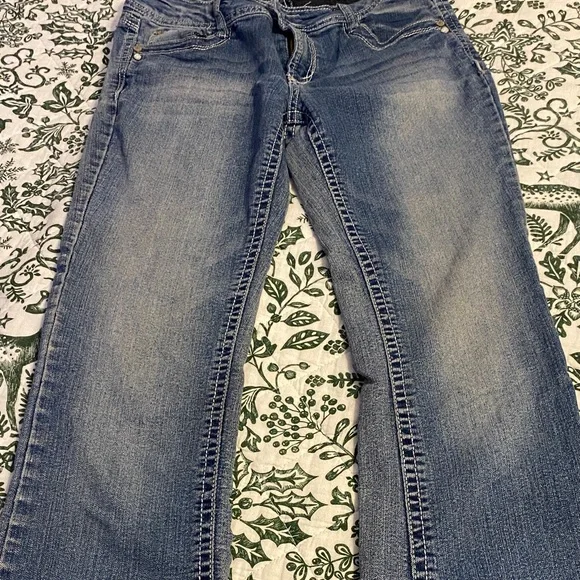 Wallflower Women's boot cut Jeans in Distressed Blue - Picture 1 of 5